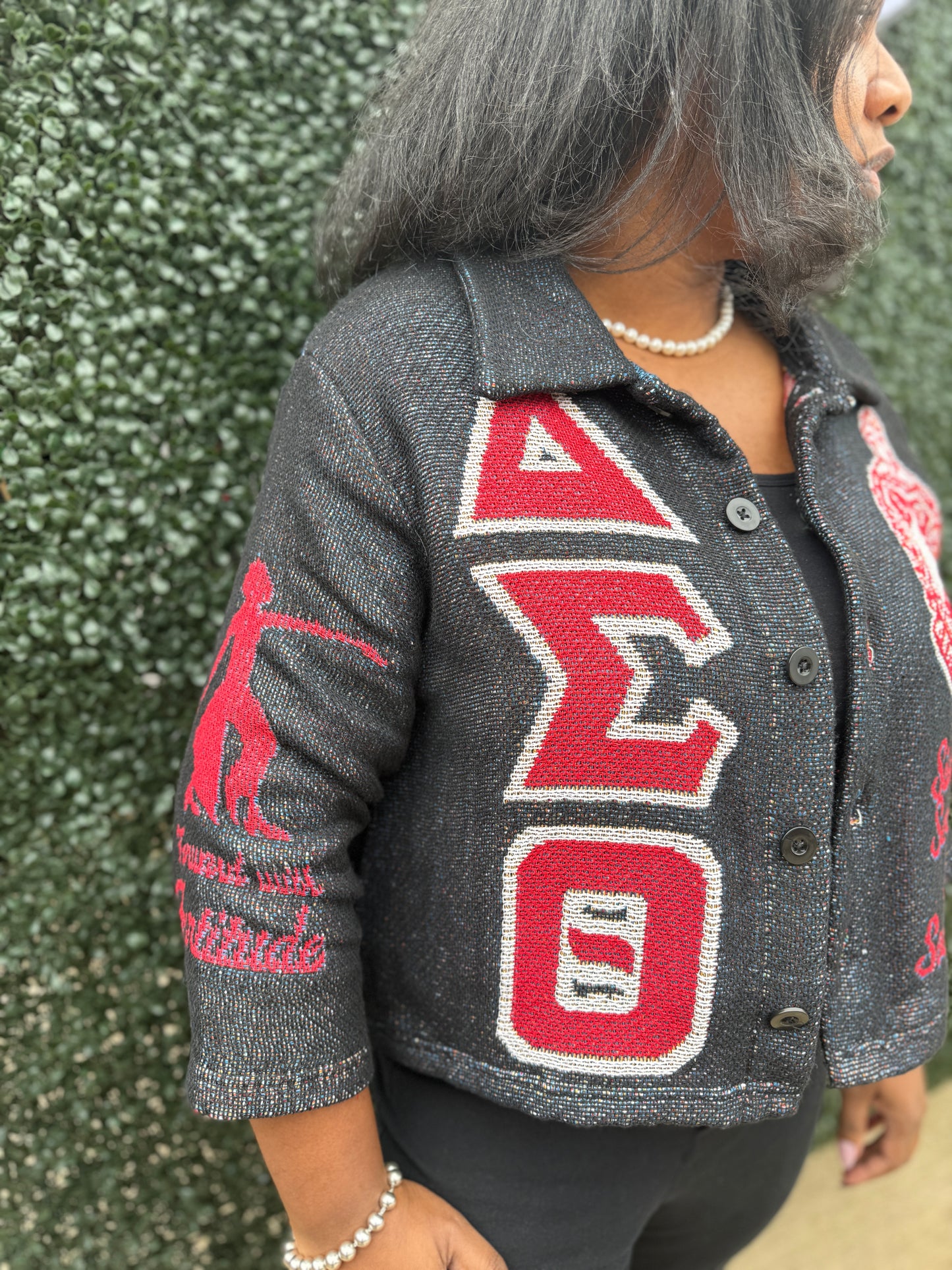 Delta Sigma Theta Sorority, Inc. Black Tapestry Shirt (PRE-ORDER)